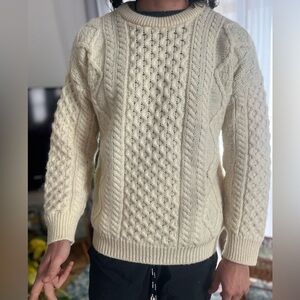 Vintage made in Ireland 🇮🇪 Men's Classic Cream Cable Knit Sweater, 100% wool